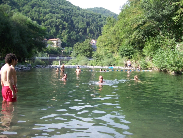  Image name: Parco32.jpg 
 width: 600 pixel 
 height: 451 pixel 
 Size: 281248 bytes 
 Click to enlarge 